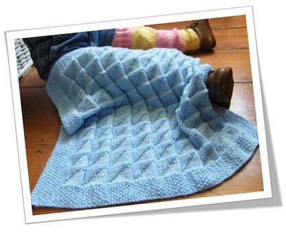 Blue-muda triangle blanket