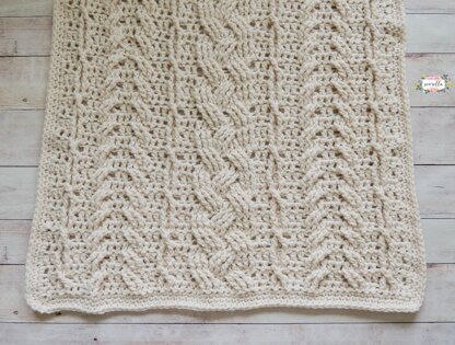Heirloom Cabled Throw