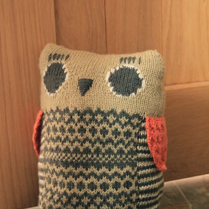 Owl Doorstop in Rowan Pure Wool DK - Downloadable PDF
