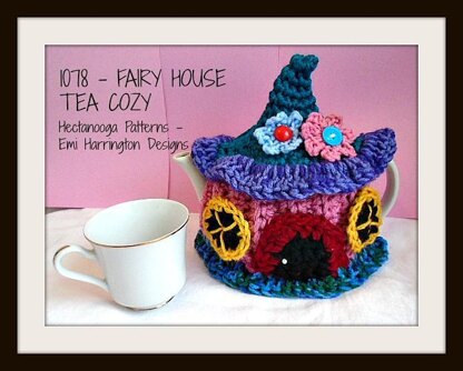 1078-FAIRY HOUSE Tea Cozy
