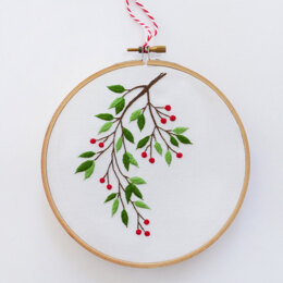 Tamar Mistletoe Printed Embroidery Kit - 6in