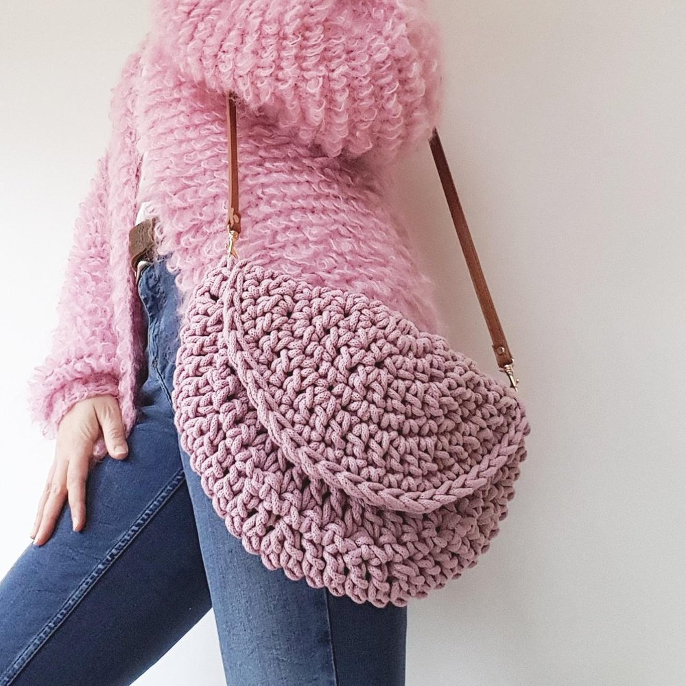 Half Moon Bag Crochet pattern by Make.E