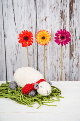 Milly The Sheep Toy - Free Knitting Pattern in MillaMia Naturally Soft Merino
